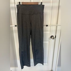 Sz.M Prana yoga pants